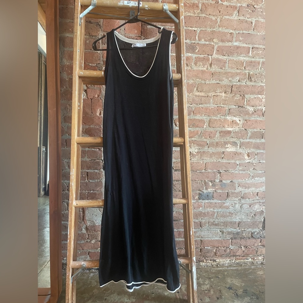 Zara // Classic Black Maxi Dress